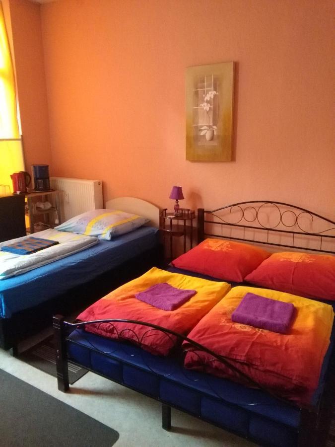 Guenstige Apartment *